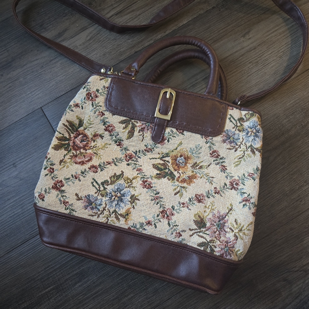 Floral Tapestry Purse